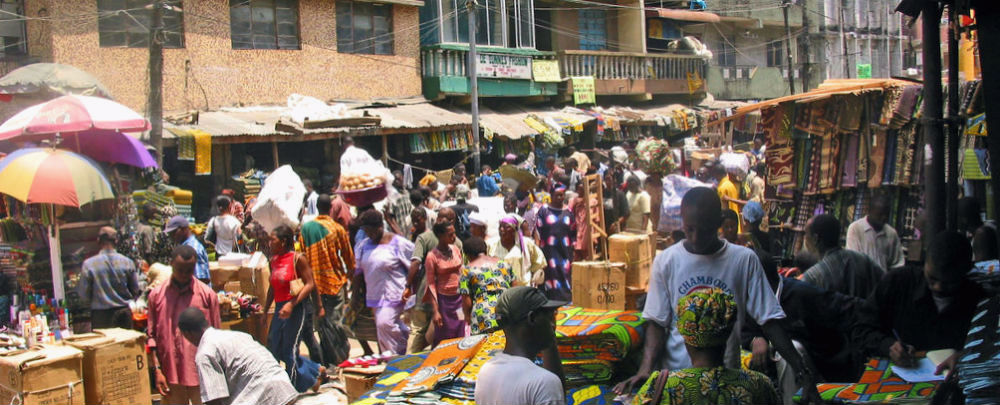  Un marché à Lagos, au Nigeria.