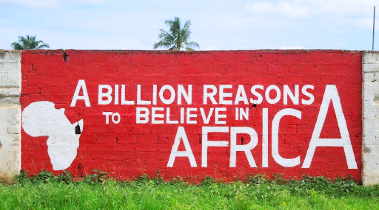 Un panneau panafricain en Tanzanie.