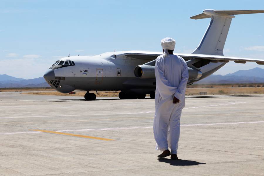 Ilyushin Il-76 aircraft carrying supplies from the United Arab Emirates at the Port Sudan